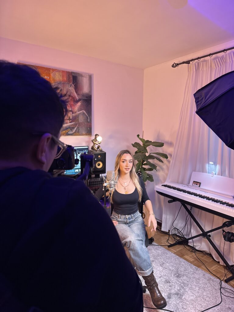 Carol en rodaje de videoclip