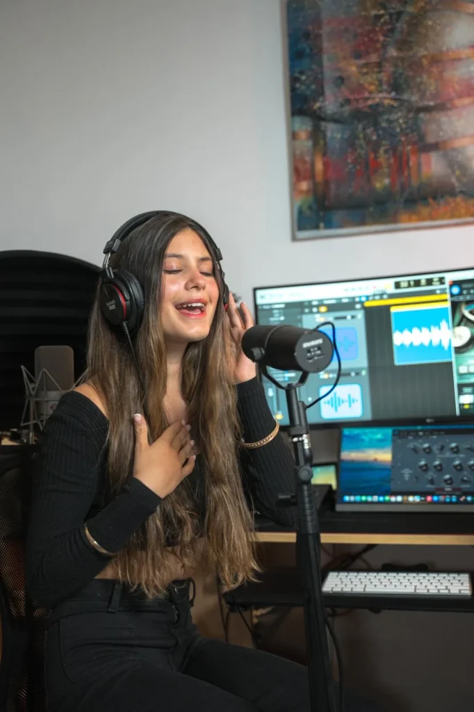 PHOTO-2025-10-06-17-17-00 3